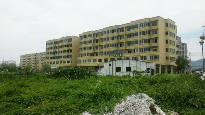 新堰案例-溫州龍港東河村小區(qū)外墻涂料35000平方