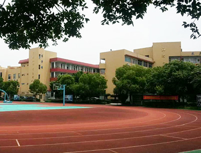 新堰案例-溫州龍港第三中學外墻工程